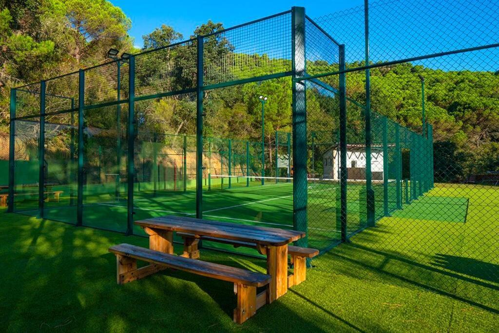 Вилла Casa Rural Mas Del Gall - Casa Nova, Barcelona Тордера Экстерьер фото