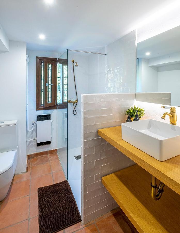 Вилла Casa Rural Mas Del Gall - Casa Nova, Barcelona Тордера Экстерьер фото